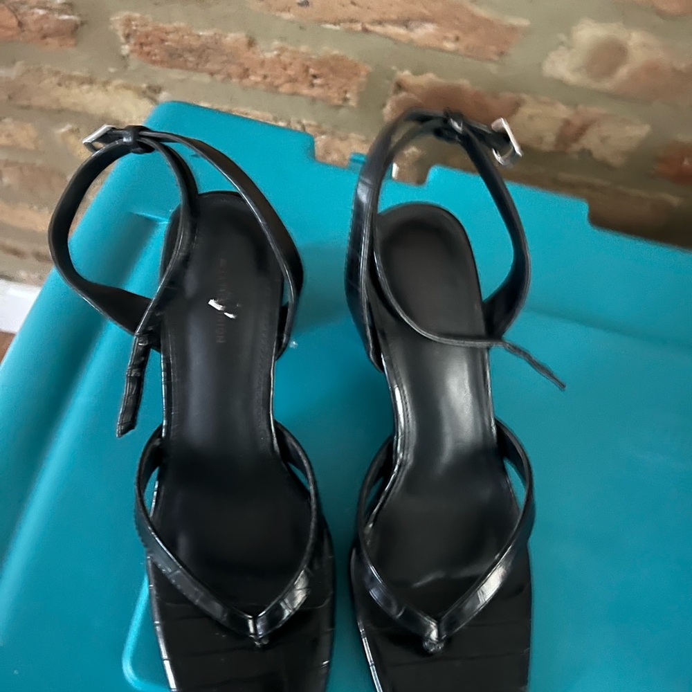 14th & Union Black Sandals with Ankle Strap